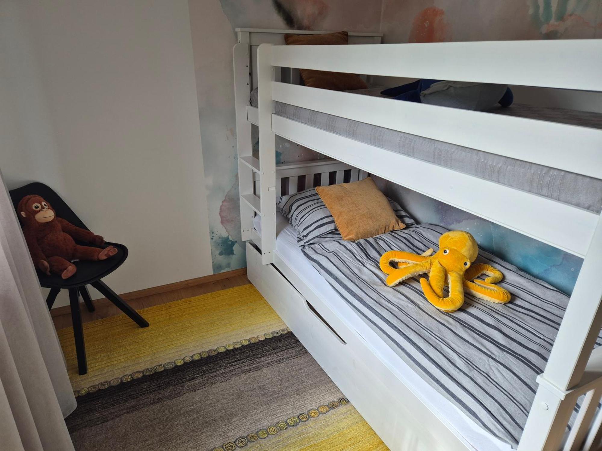 Unicorn Apartment Nueziders Ngoại thất bức ảnh